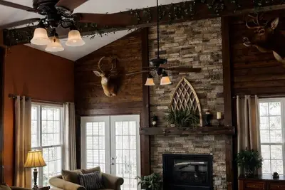 Image de Smoky Mountain Views • Hot Tub • Game Room • No Stairs