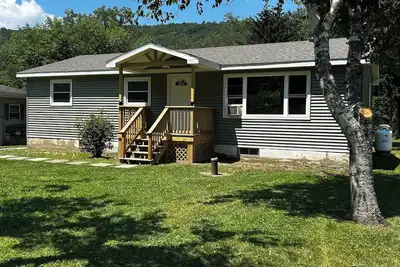 Image de Charming 3-bedroom entire house in gorgeous Corning with WiFi