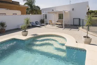 Image de Jopamar - Charming little house with shared pool - Free Wifi