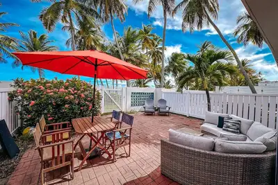Image de Beachfront Bliss for 6 – Soak in the Ocean Vibes