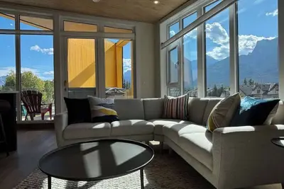 Image de Ravens Peak - Private Hot Tub!