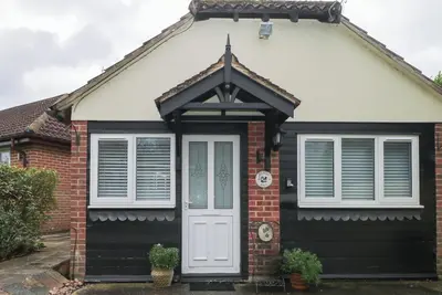 Image de Mutley Hall, pet friendly, with a garden in Eastergate