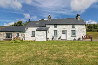 Image de Bryn Nante, pet friendly, with open fire in Maenclochog