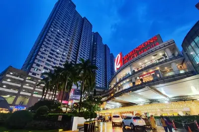 Image de 1-bedroom fully furnished condo in beautiful Malate Manila