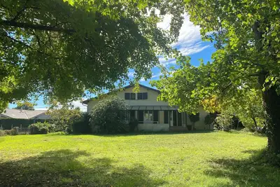 Image de Au bord du lac de Soustons grande maison familiale landaise entièrement rénovée