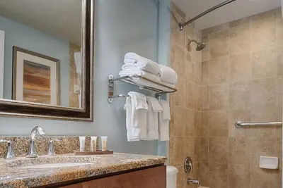 Image de 3-bedroom hotel in peaceful National Harbor.