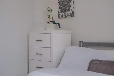 Image de Appartement-Appartement-Salle de bain privée séparée-Vue ville-Portland Pad