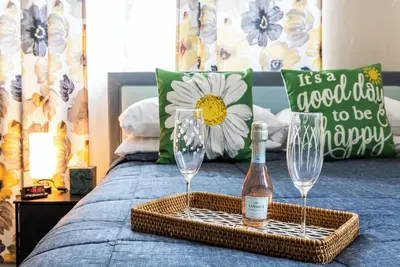 Image de 15% Off Charming 2-Bedroom, 1-Bathroom Retreat Near Everything in Miami