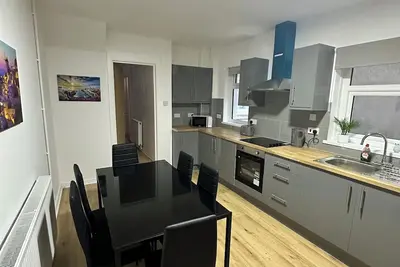 Image de Delightful 4-bedroom house in Cardiff City Centre