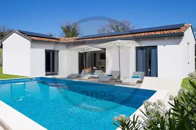 Image de Superbe maison Ă Kavran