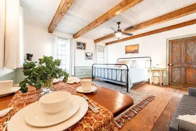 Image de Adirondack Suite - The Mohawk Valley House