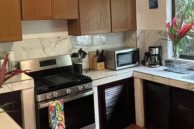 Image de Welcome home! A lovely townhouse in Manuel Antonio
