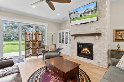 Image de Charming 3br Waterfront Home - Private - Serene