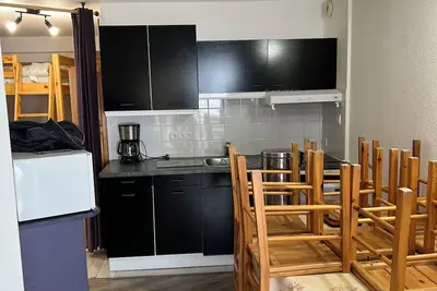 Appart spacieux avec balcon, navette au pied de l'immeuble – Idéal pour 6 pers.