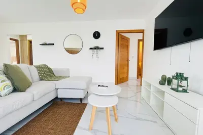Image de Cozy private villa in Primaveral Ii Residences