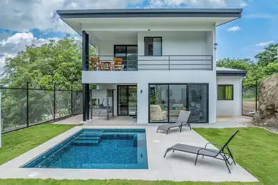 Image de 7 miles to Tamarindo beach/pool/Mountain view/private/pet friendly/all amenities