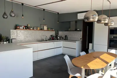 Image de Havre de paix en centre ville. Maison d'architecte à découvrir.