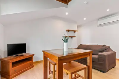 Image de Maison de campagne 'Don Clemente 1d' avec vue sur la montagne, jardin privé et climatisation