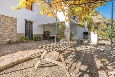 Image de Maison de campagne \"Casa Grande Casa Rural\" avec vue sur la montagne, Wi-Fi et climatisation