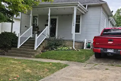 Image de Charming 2-bedroom bungalow with WiFi and Ac in serene Mount Carmel