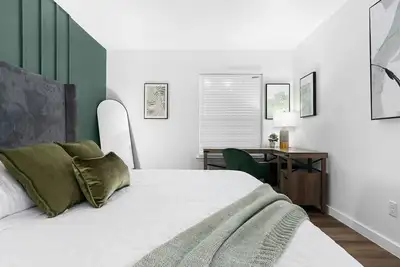 Image de Modern 4br Condo Perfect for Large Groups & Events