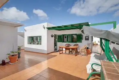 Image de Maison de vacances 'La Casa De Maika' avec terrasse privée, jardin privé et Wi-Fi