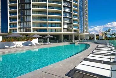 Image de Spectacular Coastal Getaway w Theater Gym Sauna
