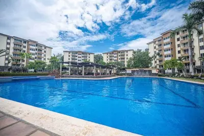 Image de 9-26 Jaco Beach Beautiful Costa Linda Condo penthouse with pool view, coworking