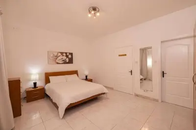 Image de Spacious 3-Bedroom Maisonette with Modern Comforts in Swieqi