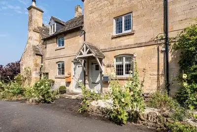 Image de A beautiful quintessential Cotswold Cottage - Honeysuckle Cottage, Stanton