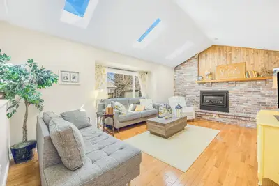 Image de Relaxing Escape Near Denver - 5 Bedrooms!