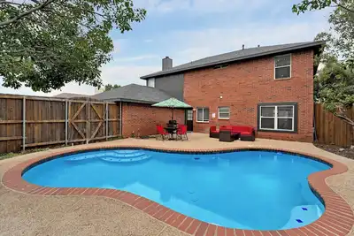 Image de Pool retreat 5ba 2. 5ba 4 King bed near lake