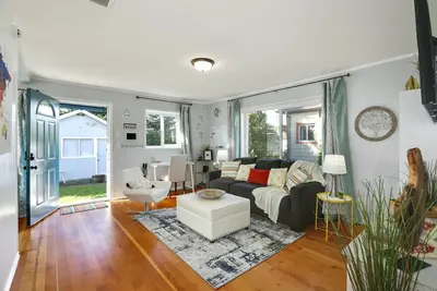 Image de Cozy home King & Queen bedrooms with WiFi, Ac in Renton near SeaTac airport
