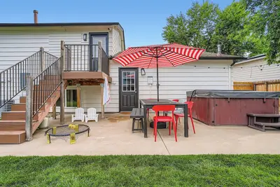 Image de Hot Tub* Pool Table* 4 beds