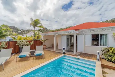 Image de Enchanting 2br Villa Embracing Caribbean's Breeze