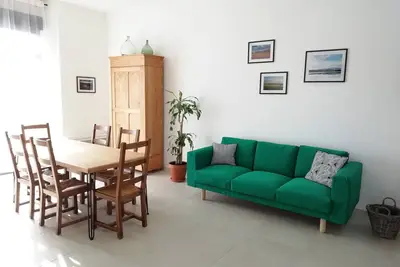 Image de Gîte pour 4 à 6 personnes. Entre Nancy et Épinal. \nDécouvrez la cité des paysages