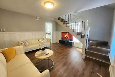 Image de Crestwood Gem! Family and pets friendly 3-bedroom house with WiFi, Ac