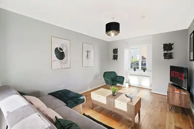 Image de Ideal 3 bed House in Wolverhampton - Parking