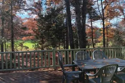 Image de Charming 2-bedroom cabin located at enchanting Garland Golf Resort, Lewiston, Mi