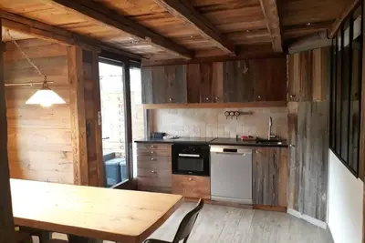 Image de À 150m des pistes de ski, 1er étage, terrasse, parking, télévision, casier à ski, 51m², Morillon