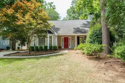 Image de 1 mile from the Masters, Augusta National Golf Course, close to everything