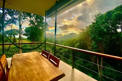 Image de Charming 2-bdrm in Dominical, walking distance waterfalls, the beach, yoga, cafe