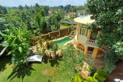 Image de Spacious 6 Bedroom Villa With Private Garden & Swimming Pool