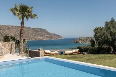 Image de Wonderful Crete Villa | Villa Empyrean | 7 Bedrooms | Private Heated Swimming Pool | Gym Equipment | Bbq | Proximity to the Beach | Elounda