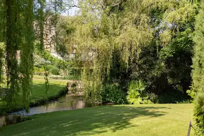 Image de Charming cosy cottage w/babbling brook, in heart of the Cotswolds, w/parking.