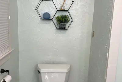 Image de 3-bedroom house in charming Chatham with WiFi, fitness room, Ac