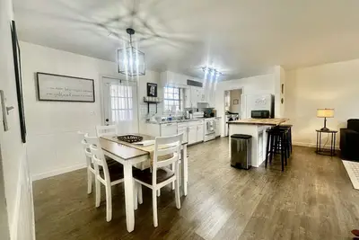 Image de Happy Place in the Sip, Your Happy Place in the Sip!