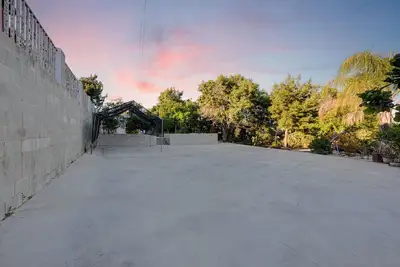 Image de Charming 2-bedroom house with WiFi and Ac in Rosemead