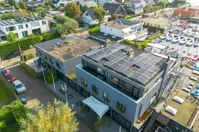 Image de Hébergement de groupes au bord de l'eau