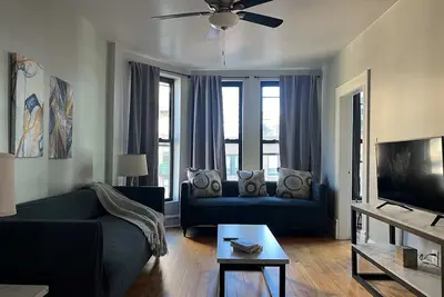 Image de South Loop 3 Bedroom Apt